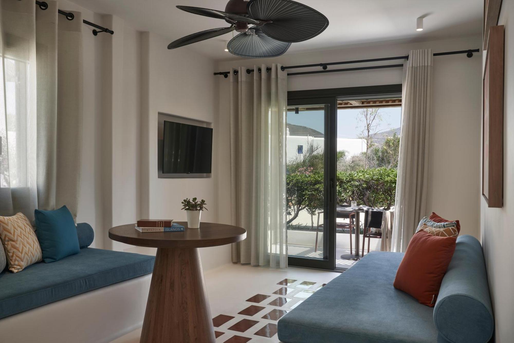 Andronis Minois Otel Parasporos Dış mekan fotoğraf